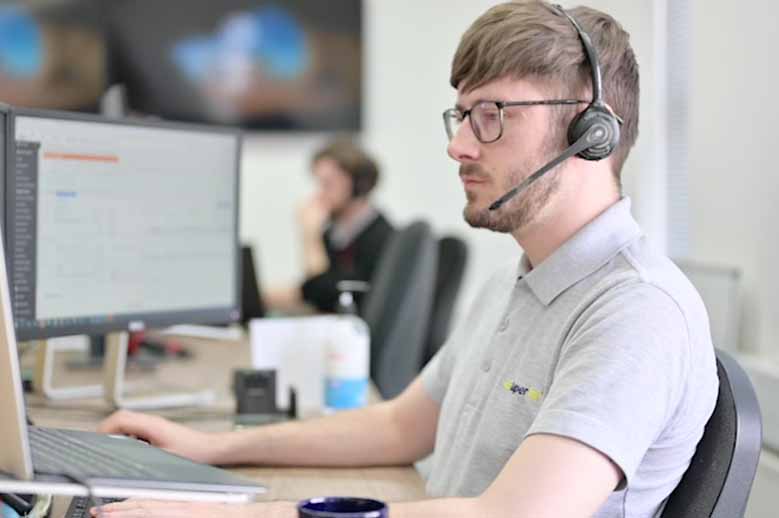 IT support in West Midlands - cyber security services data storage backup recovery connectivity and internet wifi office 365 cloud storage voip telephone copy